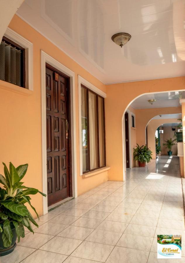 Hotel Y Cabinas El Coral Хако Екстер'єр фото