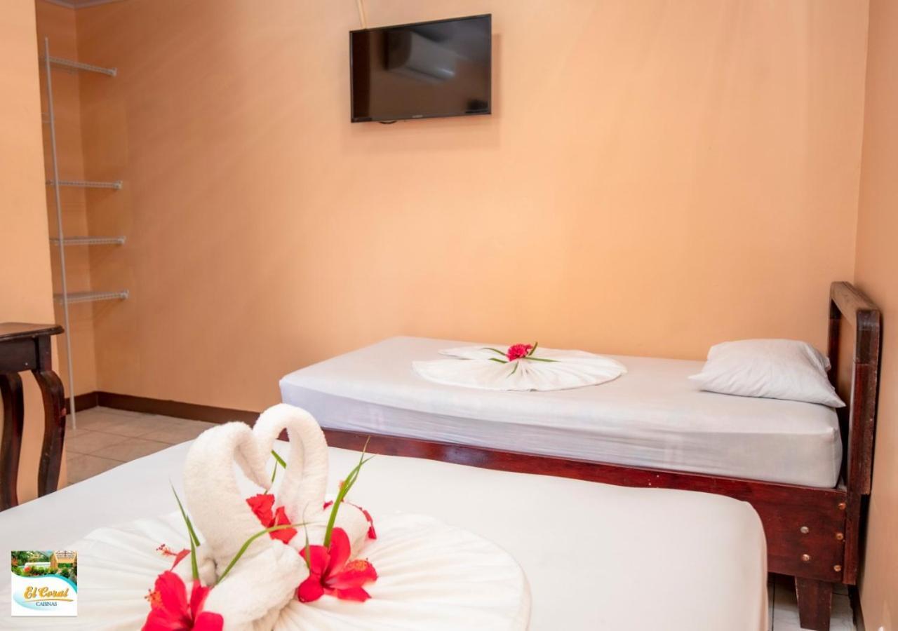 Hotel Y Cabinas El Coral Хако Екстер'єр фото