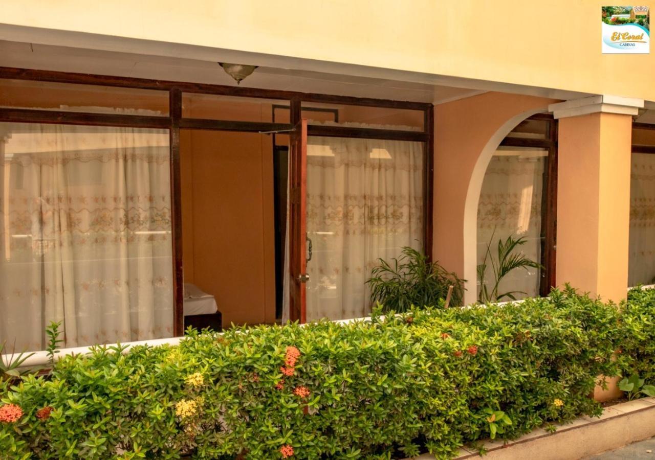 Hotel Y Cabinas El Coral Хако Екстер'єр фото