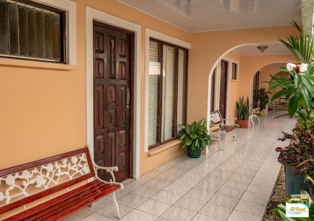 Hotel Y Cabinas El Coral Хако Екстер'єр фото