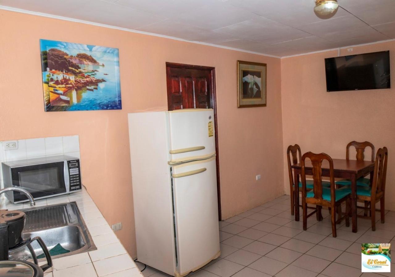 Hotel Y Cabinas El Coral Хако Екстер'єр фото